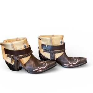 Old Gringo Canty boots 6 B